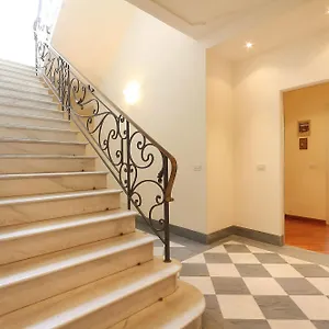 Relais Martinez Apartment Florence