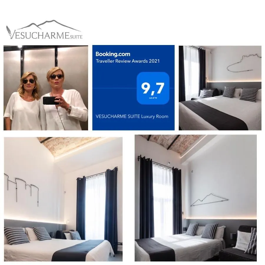 Vesucharme Suite Luxury Room Neapel Italien
