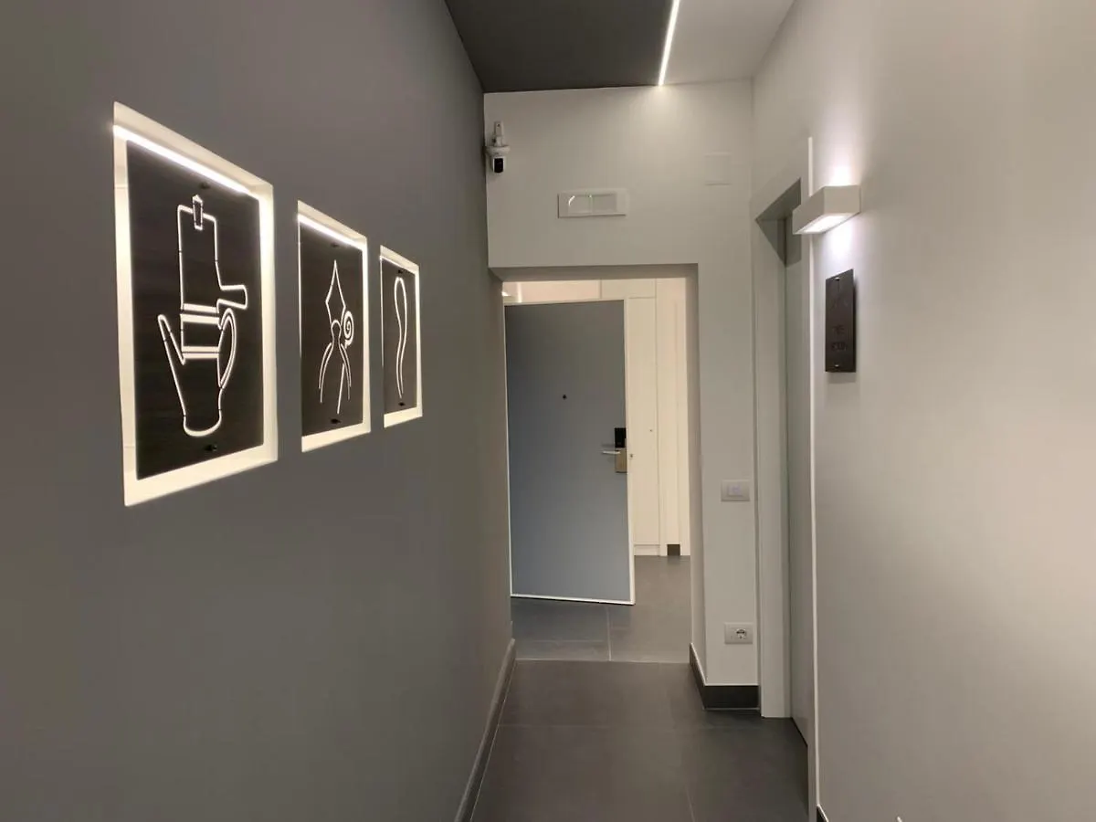 Vesucharme Suite Luxury Room Neapel