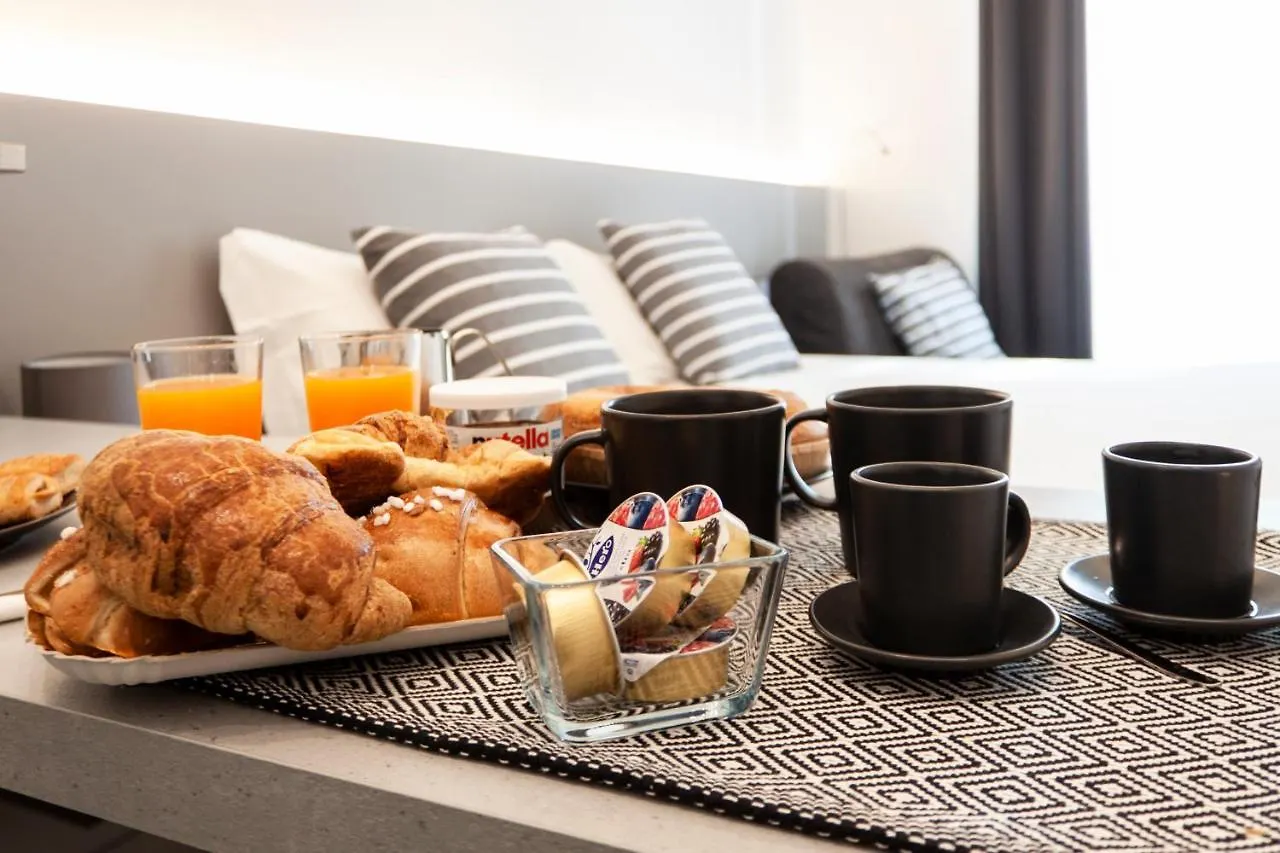 Vesucharme Suite Luxury Room Neapel 0*,