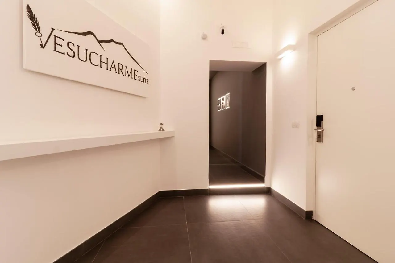 Vesucharme Suite Luxury Room Neapel